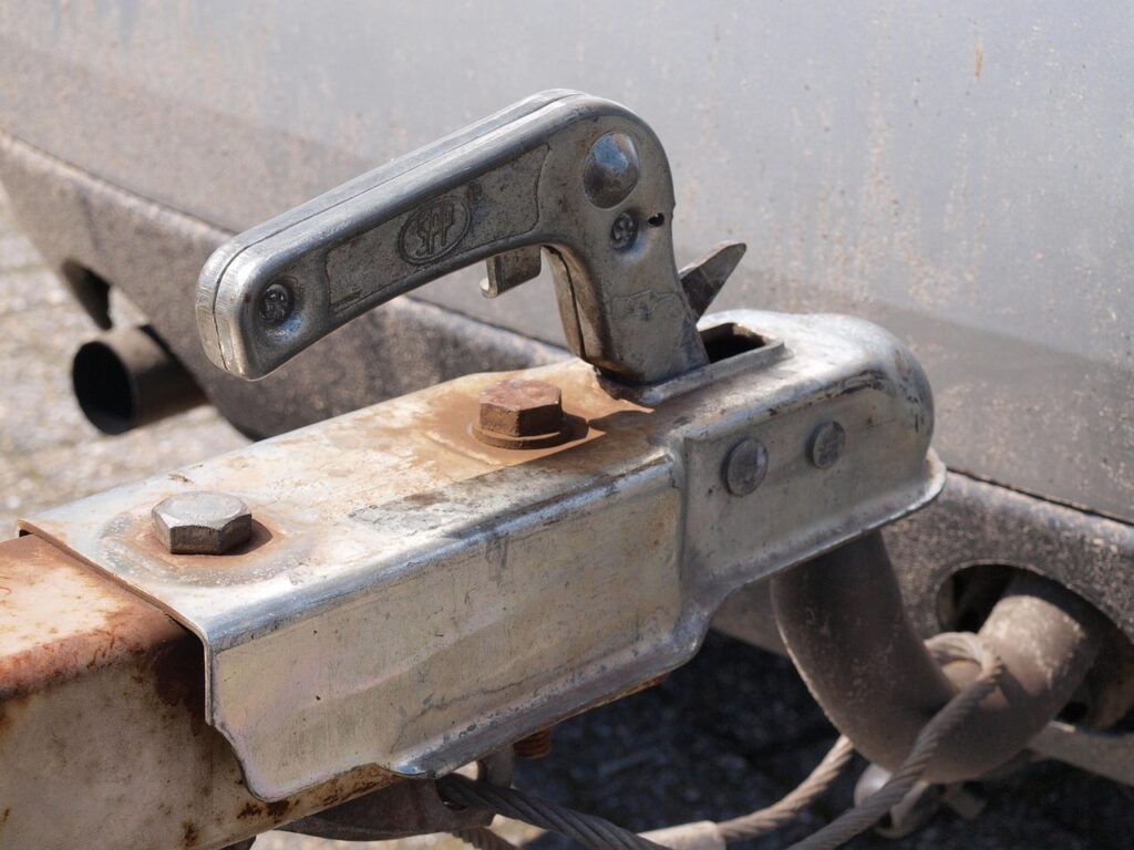Close-up of a trailer hitch ball mount and receiver — how to choose a trailer hitch for your truck